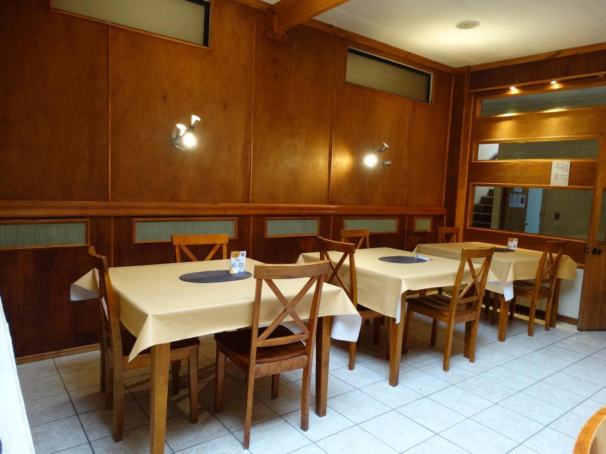 Hostal Don Guillermo Puerto Natales Esterno foto