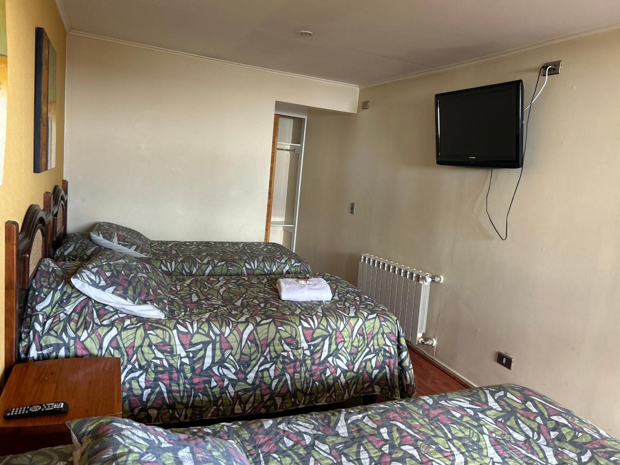 Hostal Don Guillermo Puerto Natales Esterno foto